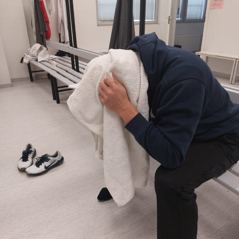 KUKA ON VASTUUSSA HYVINVOINNISTAMME?