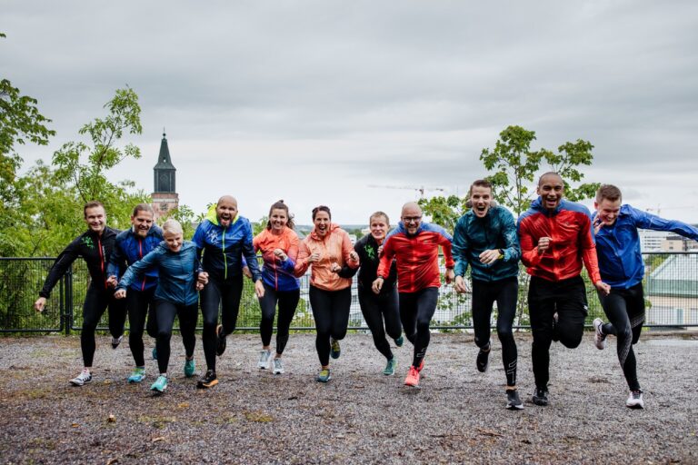 JUOKSIJAN LIIKKUVUUSHARJOITTELU